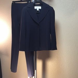 DONCASTER signature Jacket and pants set